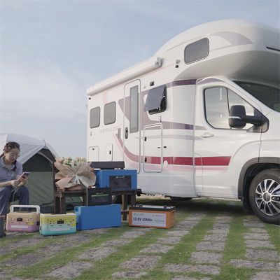 รถพ่วง RV LiFePO4 แบตเตอรี่แบบชาร์จไฟได้ BMS Solar 12.8V 12v 200ah Agm Deep Cycle Battery